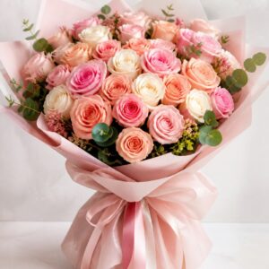 30朵混色玫瑰花束 — 30 Mixed Roses Bouquet